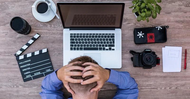 Salarié et créateur : la faisabilité juridique en deux mots